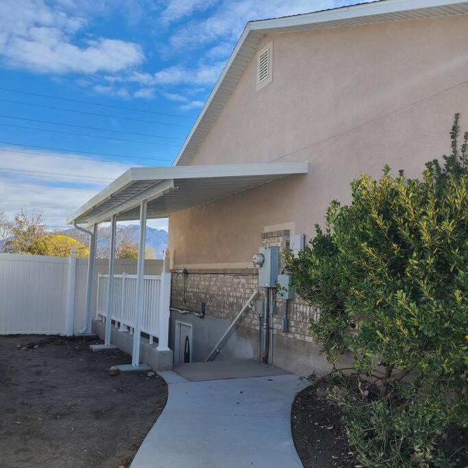 Entire Huge Basement! Fast Wifi! Private Entrance! Vila Salt Lake City Exterior foto