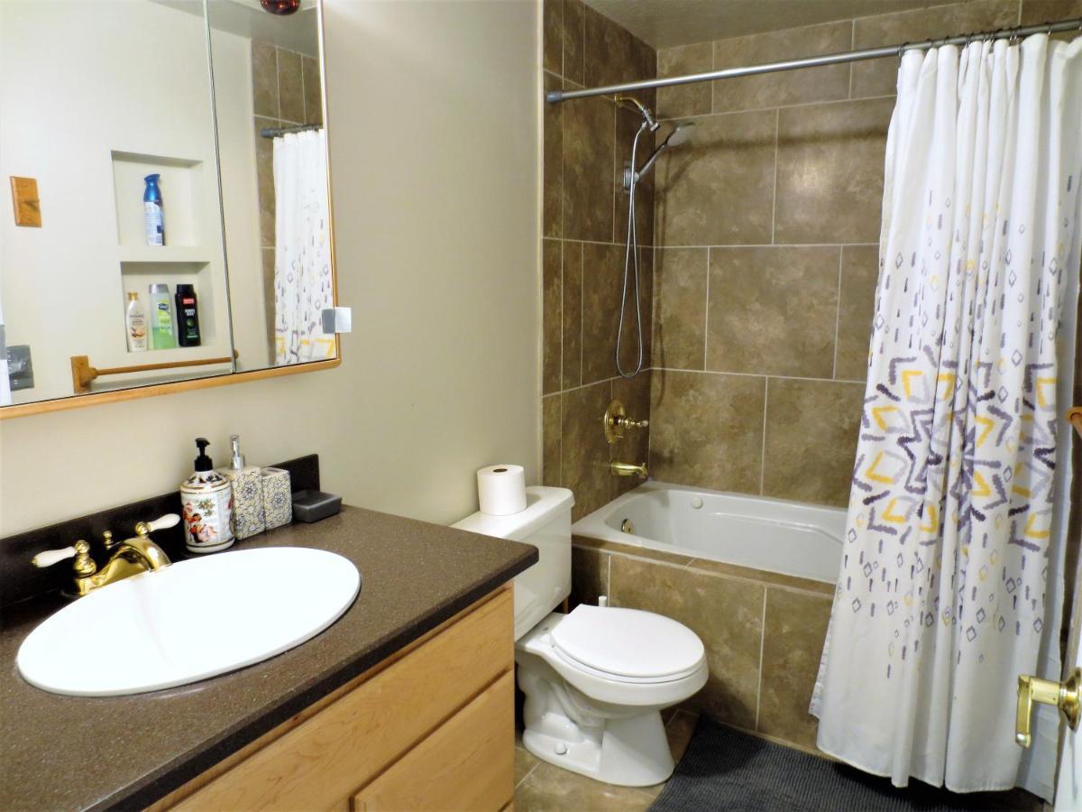 Entire Huge Basement! Fast Wifi! Private Entrance! Vila Salt Lake City Exterior foto